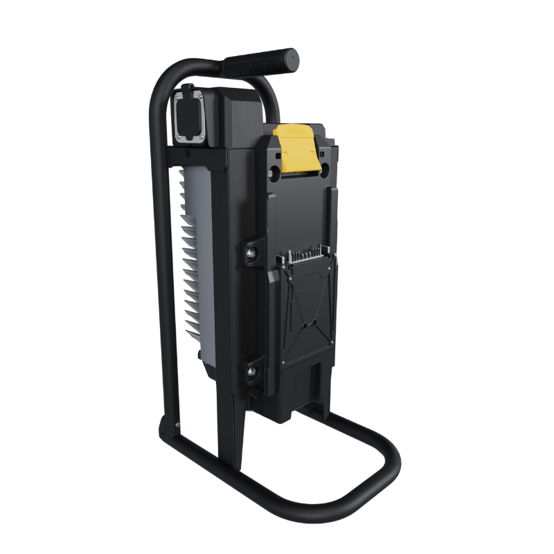 Vanguard-1425W-charger-swappable-battery-1-2