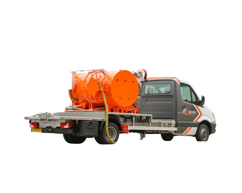 ROM toilet cleaning machine