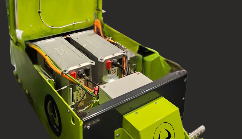 Wolff-ride-on-floor-stripper-Vanguard-battery-detail-800x460