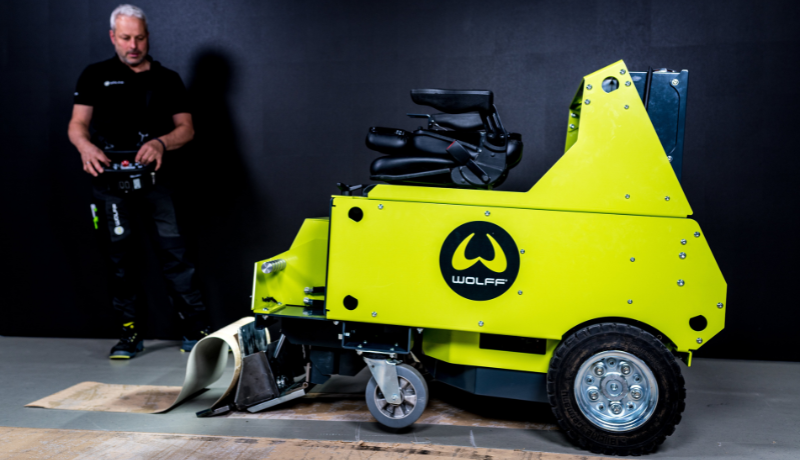 Wolff-ride-on-floor-stripper-Vanguard-battery-remote-800x460