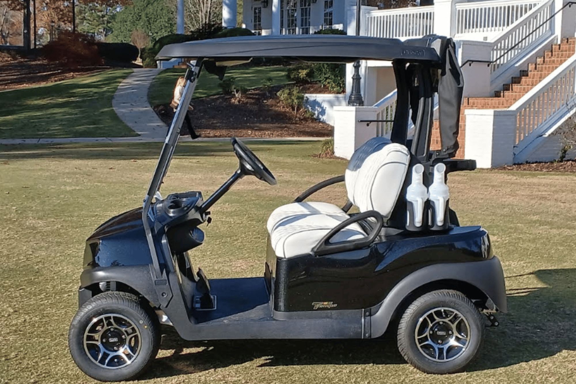 VAN_Club_Car_Dec_Shoot